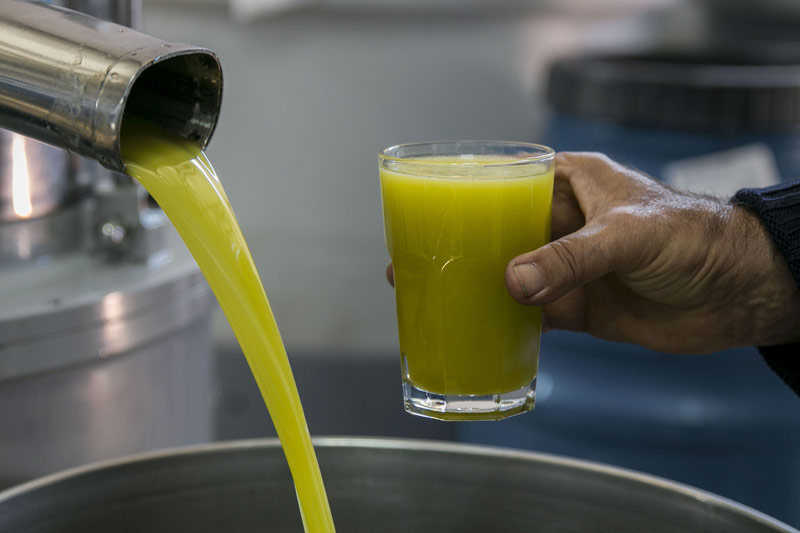 İNAN Akdeniz mix zeytin,siyah zeytin,yeşil zeytin,naturel zeytinyağı,taş baskı zeytinyağı